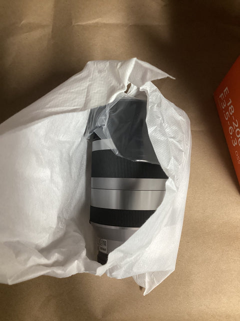 Sony E-Mount 18-200mm f/3.5-6.3 Zoom Lens for NEX Camera