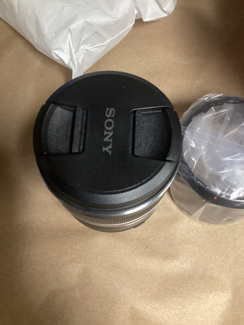 Sony E-Mount 18-200mm f/3.5-6.3 Zoom Lens for NEX Camera